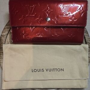 Louis Vuitton Red Wallet with dust bag